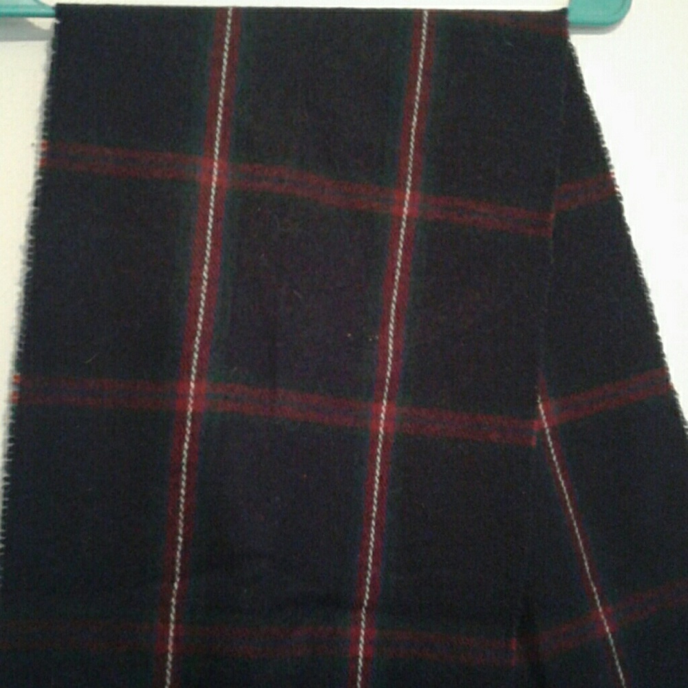Wool touch Scarf - Picture 2 of 5